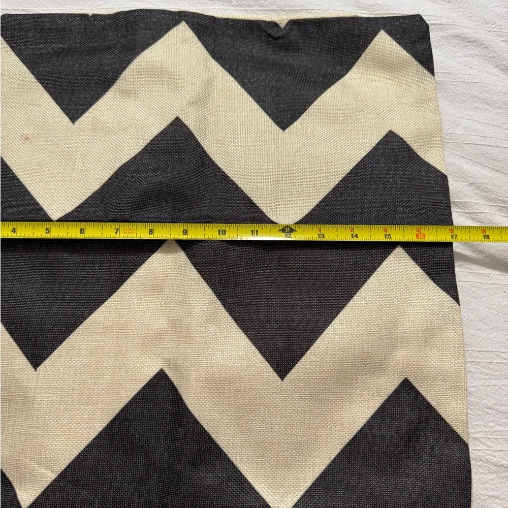 Set of 2 -17 inch geometric shaped Black and Cream Pillow Case Covers